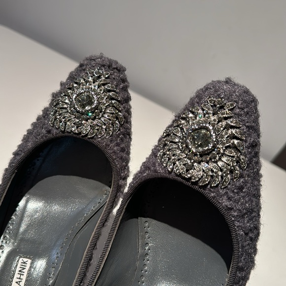 MANOLO BLAHNIK GREY EMBELLISHED SHOES LIKE NEW SIZE 37 - Picture 6 of 6
